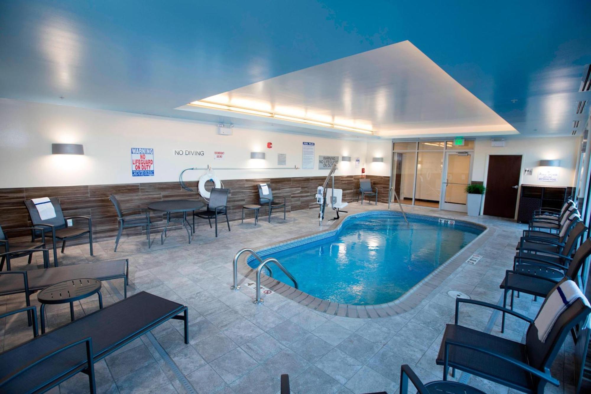 Fairfield Inn & Suites By Marriott Detroit Lakes Exteriör bild