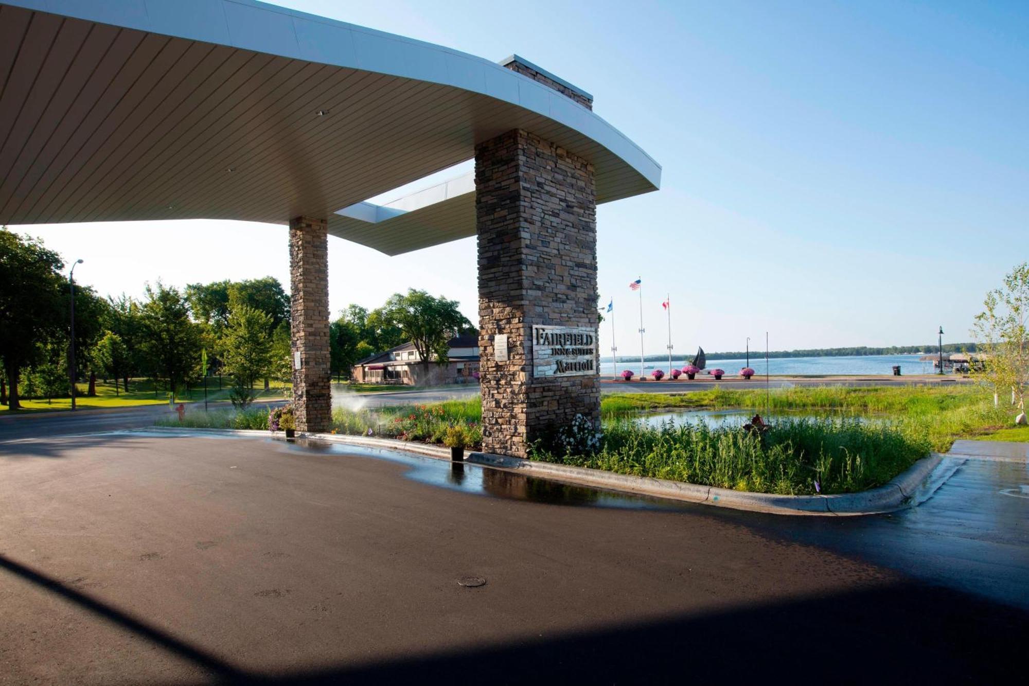 Fairfield Inn & Suites By Marriott Detroit Lakes Exteriör bild