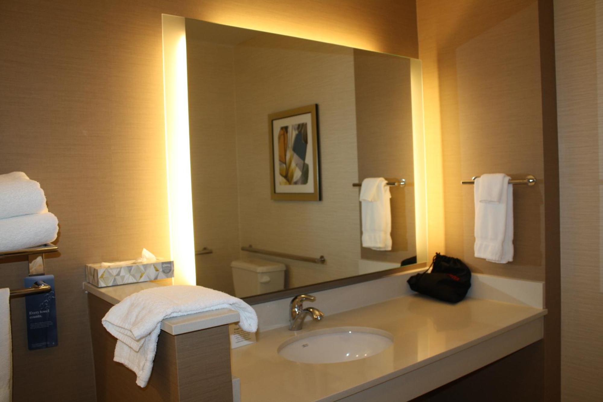 Fairfield Inn & Suites By Marriott Detroit Lakes Exteriör bild