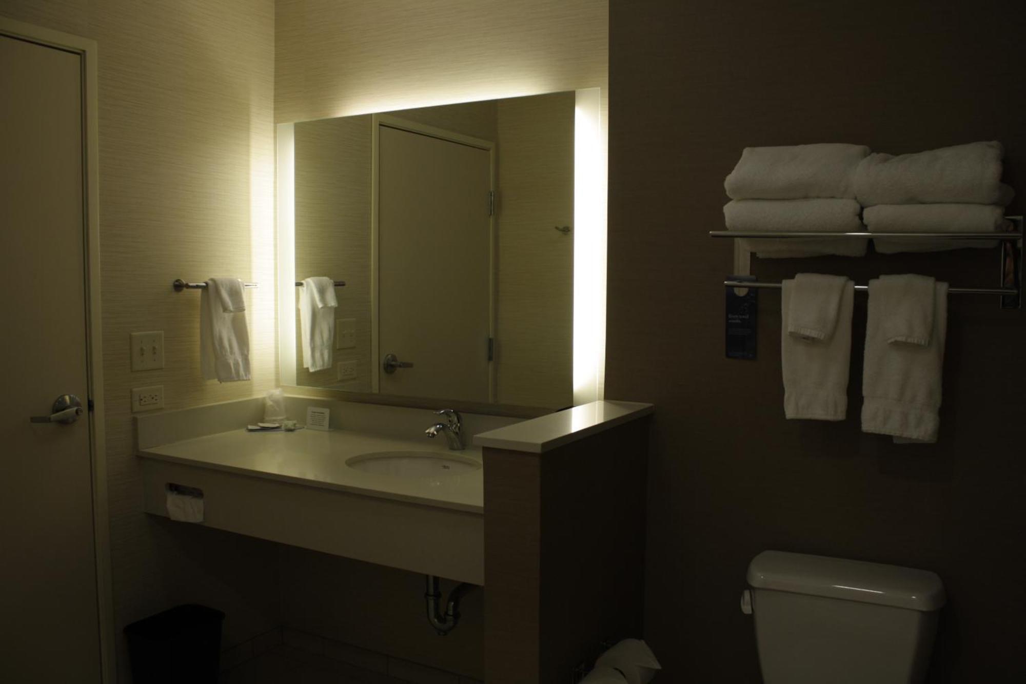 Fairfield Inn & Suites By Marriott Detroit Lakes Exteriör bild